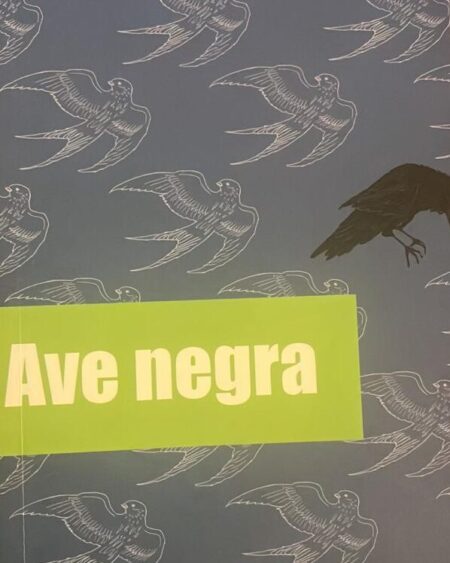 Ave negra: Ávila, Karla.